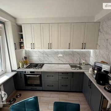 Продаж 2к Квартира Героїв України (Героїв Сталінграду) вулиця