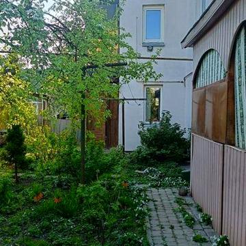 Здається в оренду будинок  в Луцьку