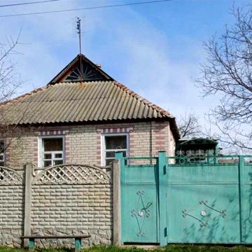 Продам дом в Манченках . Участок 15 соток . Хорошая цена .TB