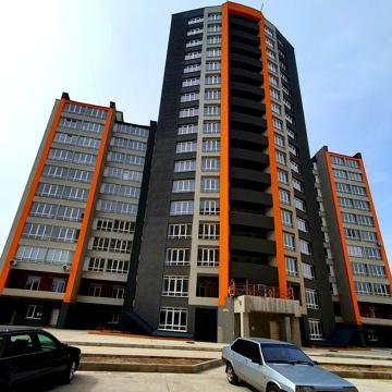Харківська вул., 37