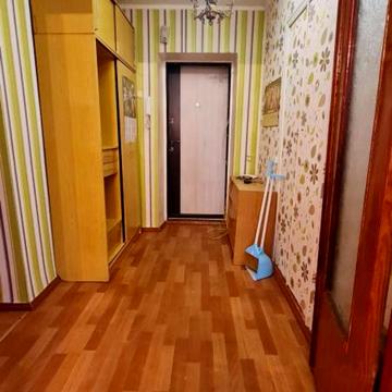 Небесної Сотні просп. (Маршала Жукова), 10-Д