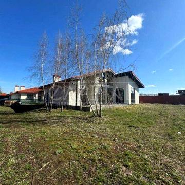 Продаж / Будинок
Васильківський район, Рославичі, Юліанська, 28