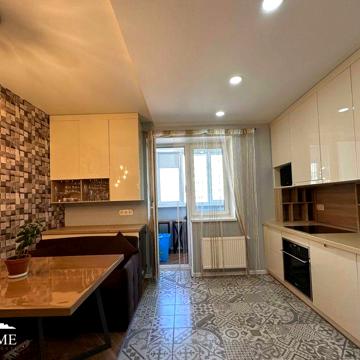 90м2. ЖК Софія Київська.3к квартира з власною кладовою.Безготівка так! ЖК Софія Київська