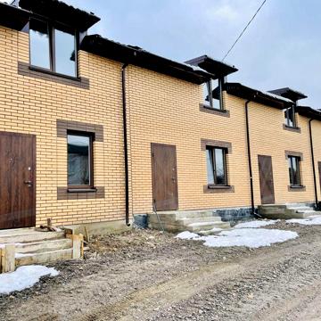 Новобуд 2к квартира 85 м.кв. Зі своїм Двориком