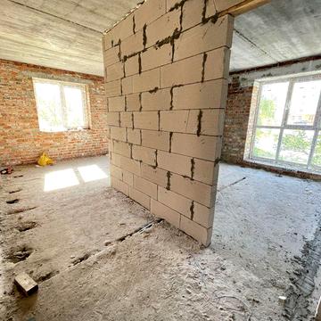 Продаж 2 кім квартири поруч з парком