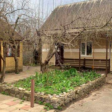 Пропонуємо на продаж затишний будинок у Валках!!!