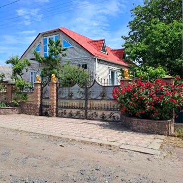 Продаж будинку в Малій Висці.