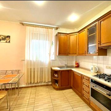 Оренда 3кімн 74кв.мЛютеранська, Хрещатик,Центр