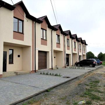 60 м2 Таунхаус возле Золотой Горки в рассрочку