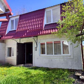 Продаж нового 2-поверхового мансардного будинку в Славуті