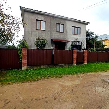 Продається пів особняк ( особняк )