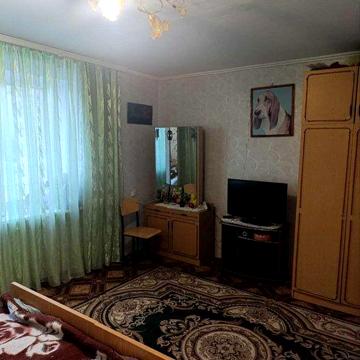 Продаж великої квартири вул. О. Теліги 15/1. Терміново