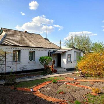 Продам чи обміняю будинок на квартиру