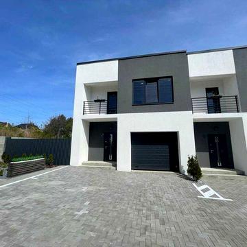 Продаж котеджу з гаражем під єОселю Колоденка