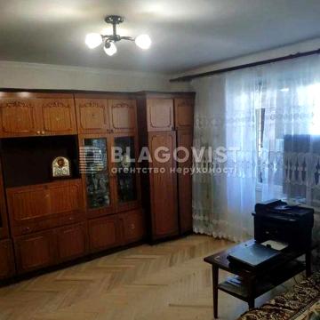 Продам 3-кімнатну кв. 73 м2. вул.Шептицького 3-г. Спецпроект!
