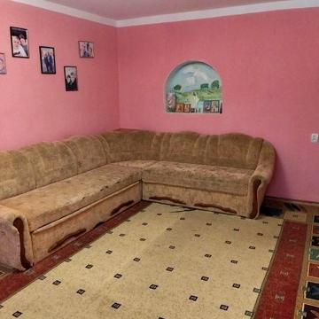 Продається трьох кімнатна квартира