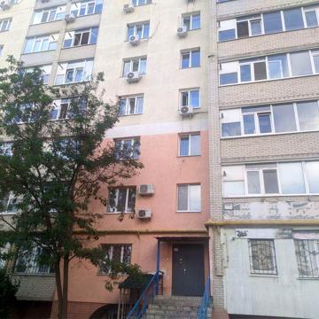 Власник 2к81кв.м. пр. Свободи / Прокофєва а/о газ, меблі, поряд річка