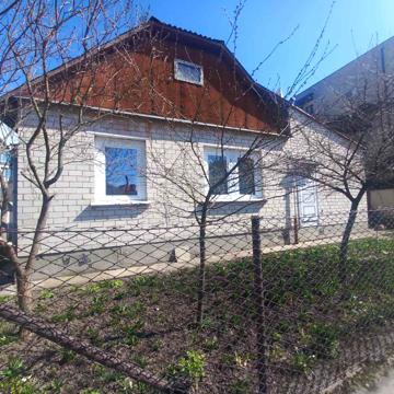 Клима Савура вул., 1