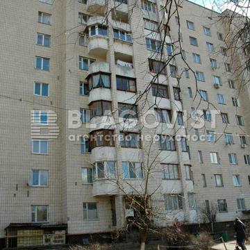 Продається 1 кімнатна  квартира на Клавдіївській 36
