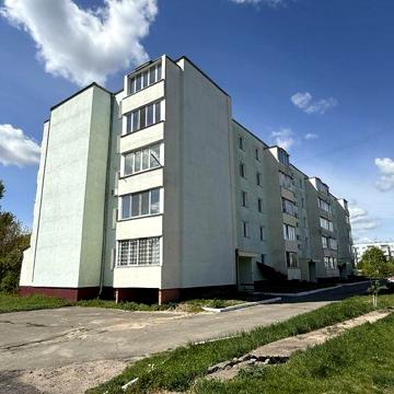 Продаж 4-х кімнатна по вулиці Прилуцька
