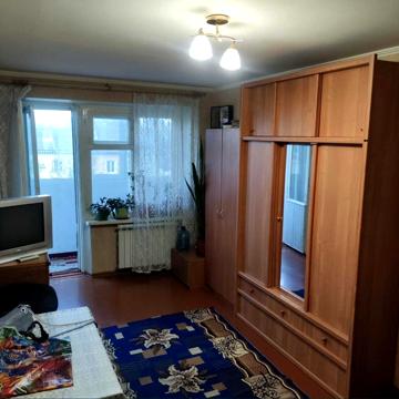 Будівельників вул., 16