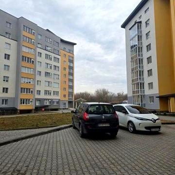 ПРОДАЖ 3 кімнатної квартири, вул. Микулинецька