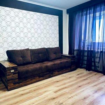 Продам 2к квартиру на Юрия Кондратюка 1, Красный Камень