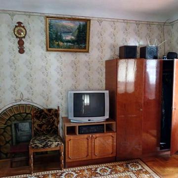 Оренда двоповерхового будинку