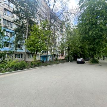 Здам 2-кімнатну квартиру, 12-й квартал, вулиця  Гладкова, 38.