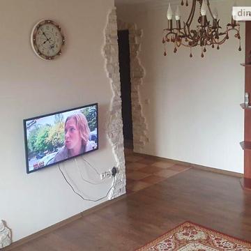 Довгострокова оренда 2к Квартира Максима Рильського вулиця