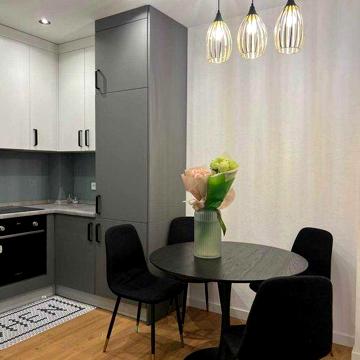Здаю свою 2-кім кв-ру 52 кв.м,пр.Глушкова, 9Г,М.Теремки, Генератор