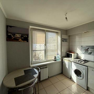 Продам однокомнатную квартиру, Метро «Студенческая», 522 мкр