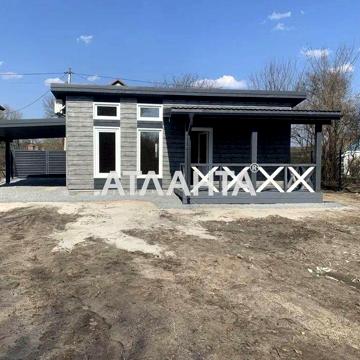 Продам дачний будинок в дачному кооперативі.