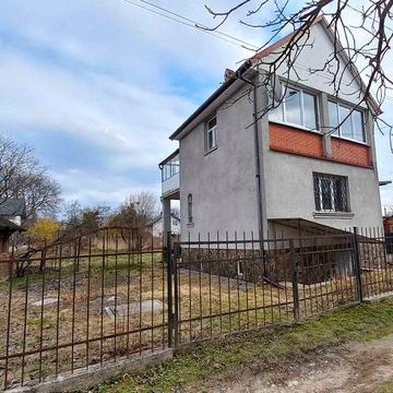 Продаж будинку в м. Львові  ( р-н вул.  Шевченка  ).