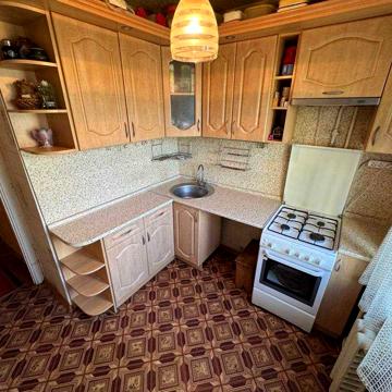 ПРОДАЖ! Без % 2к квартира в житловому стані просп. П. Тичини, 14А