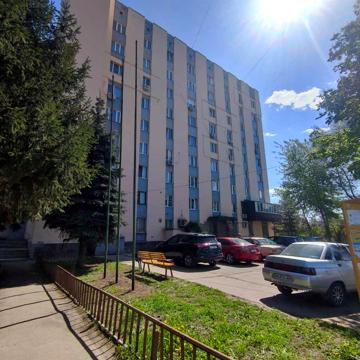 Роганська вул., 152