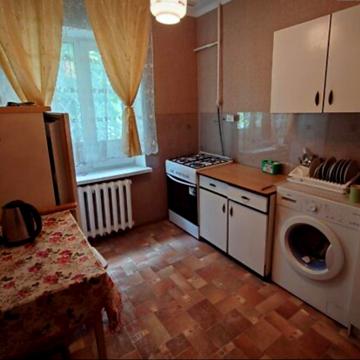 Симиренка вул., 7б