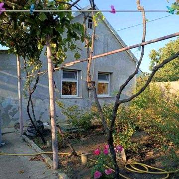 Купуйте будинок в Буялику в центрі селища.