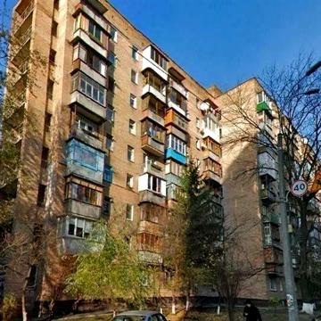 М. Печерська-340 метрів, Лєскова 6