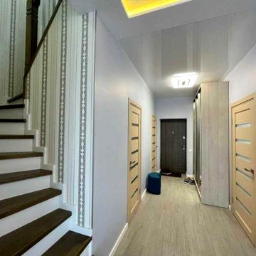 Таунхаус на Слободці з ділянкою та паркомісцем — 65 м² за $37 000