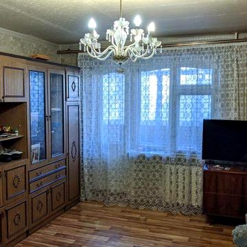 Продаётся 3-х ком квартира, "чешка", в кирпиче, в середине Калиновой