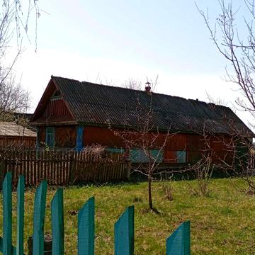 Продам будинок під розбирання і самовивіз.
