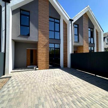 Таунхаус поруч з Вокзалом