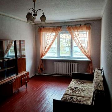 Продам 2-кімнатну квартиру 43м2 в центрі Сквири