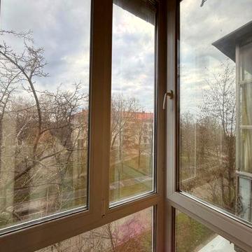 Квартира 3-кімнатна 77 м.кв. р-н Площа