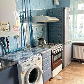 Квартира двухкомнатна ЖК а