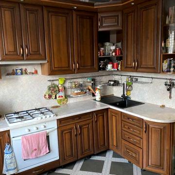 Продам сучасну 4-кімнатну квартиру