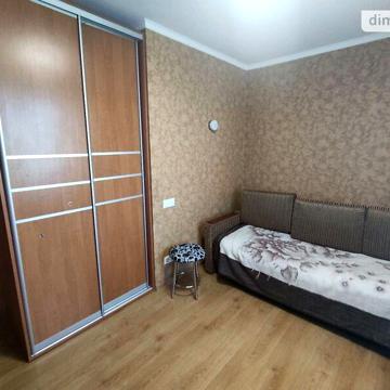 Довгострокова оренда 3к Квартира Молодіжна вулиця
