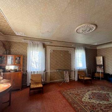 Продаж будинку 110м2, 3 кімнати, 6 соток. З частковим ремонтом. ID:648
