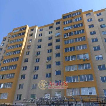 Продам квартиру в новом кирпичном доме 50 м.кв
